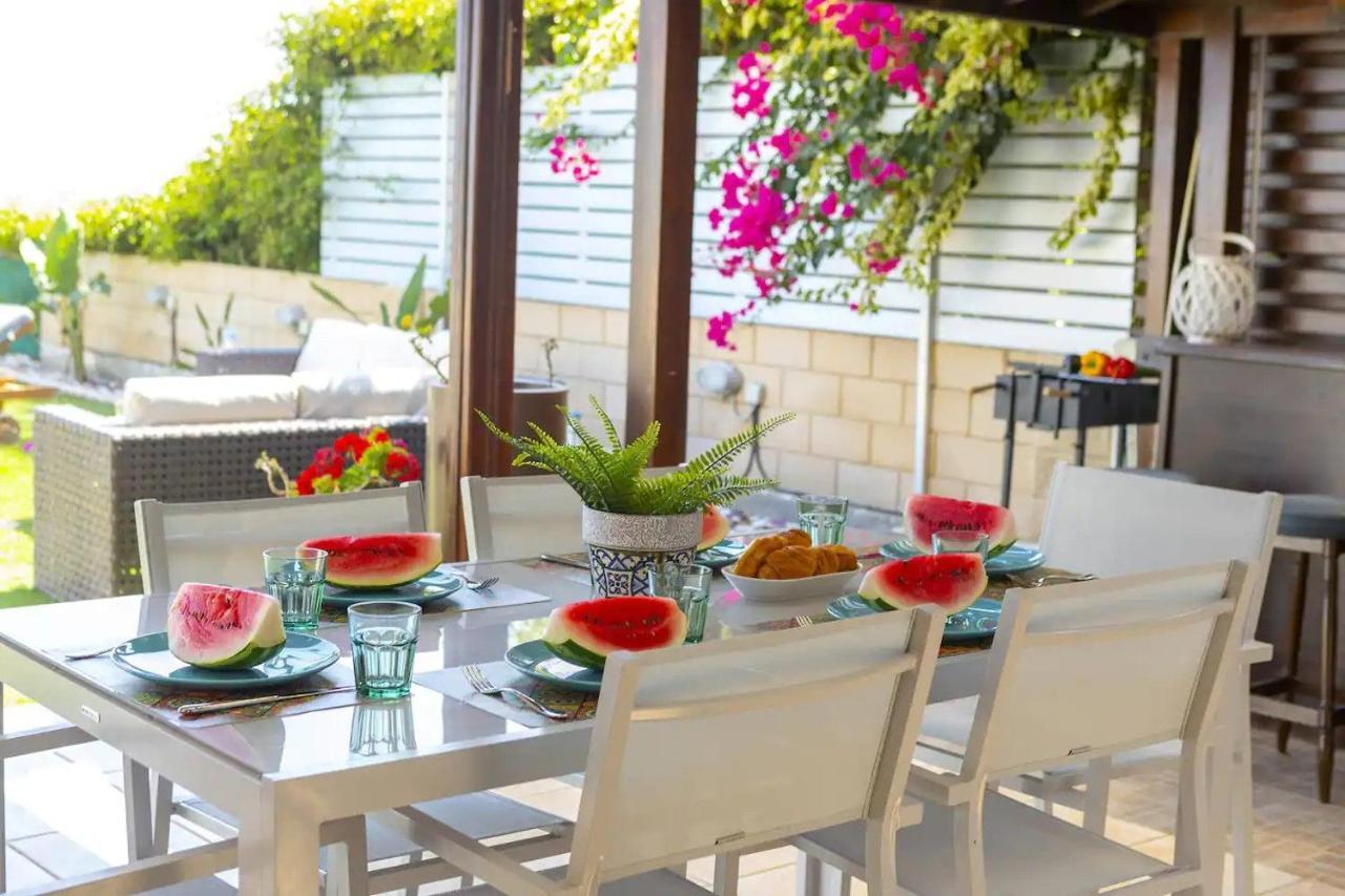 Beachfront Villa Carpe Diem Kiti Zewnętrze zdjęcie