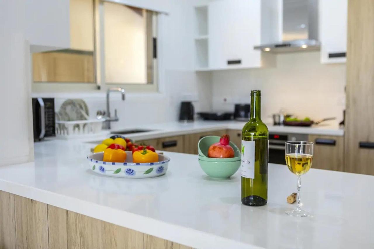 Beachfront Villa Carpe Diem Kiti Zewnętrze zdjęcie