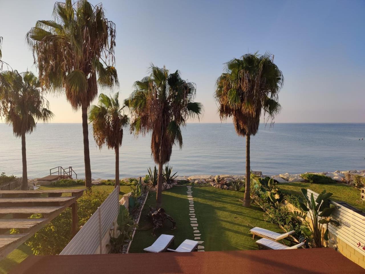 Beachfront Villa Carpe Diem Kiti Zewnętrze zdjęcie