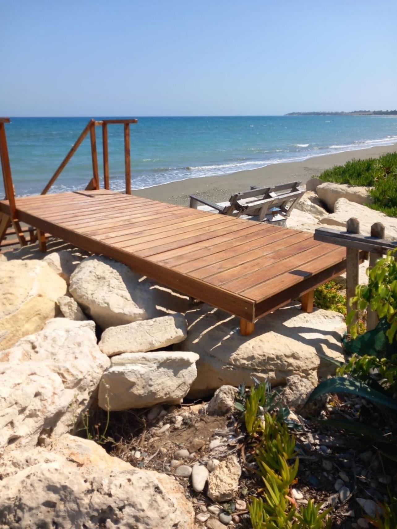 Beachfront Villa Carpe Diem Kiti Zewnętrze zdjęcie